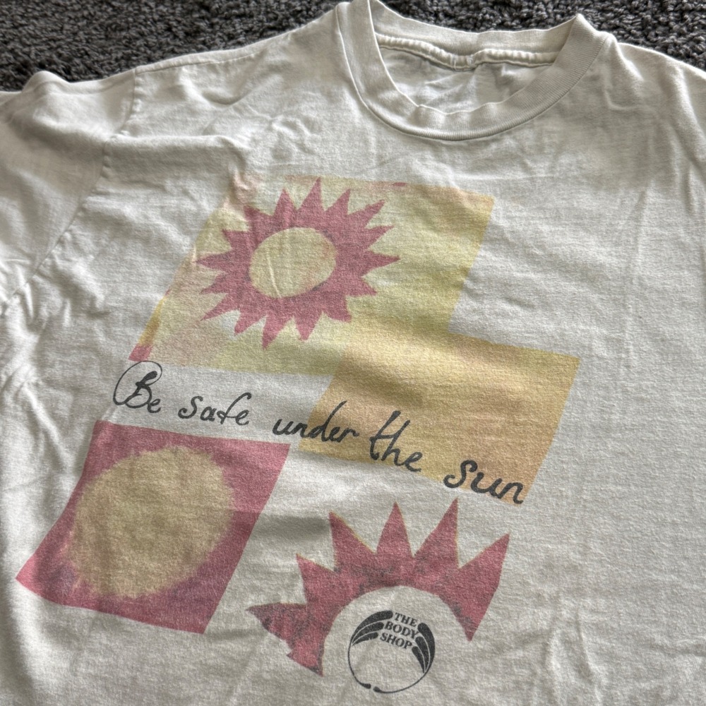 Vintage The Body Shop Graphic Tee Mens White Good Be Safe Under The Sun XL